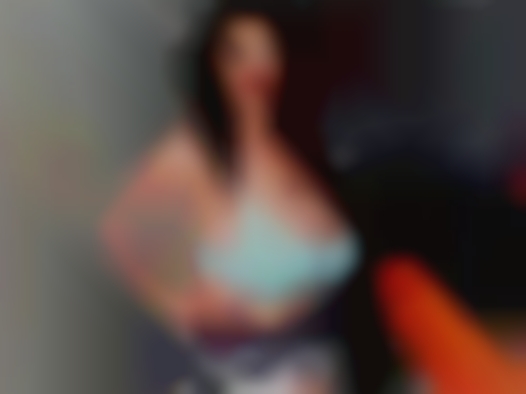Beachqueen is buzzen like horny silent to near PA.